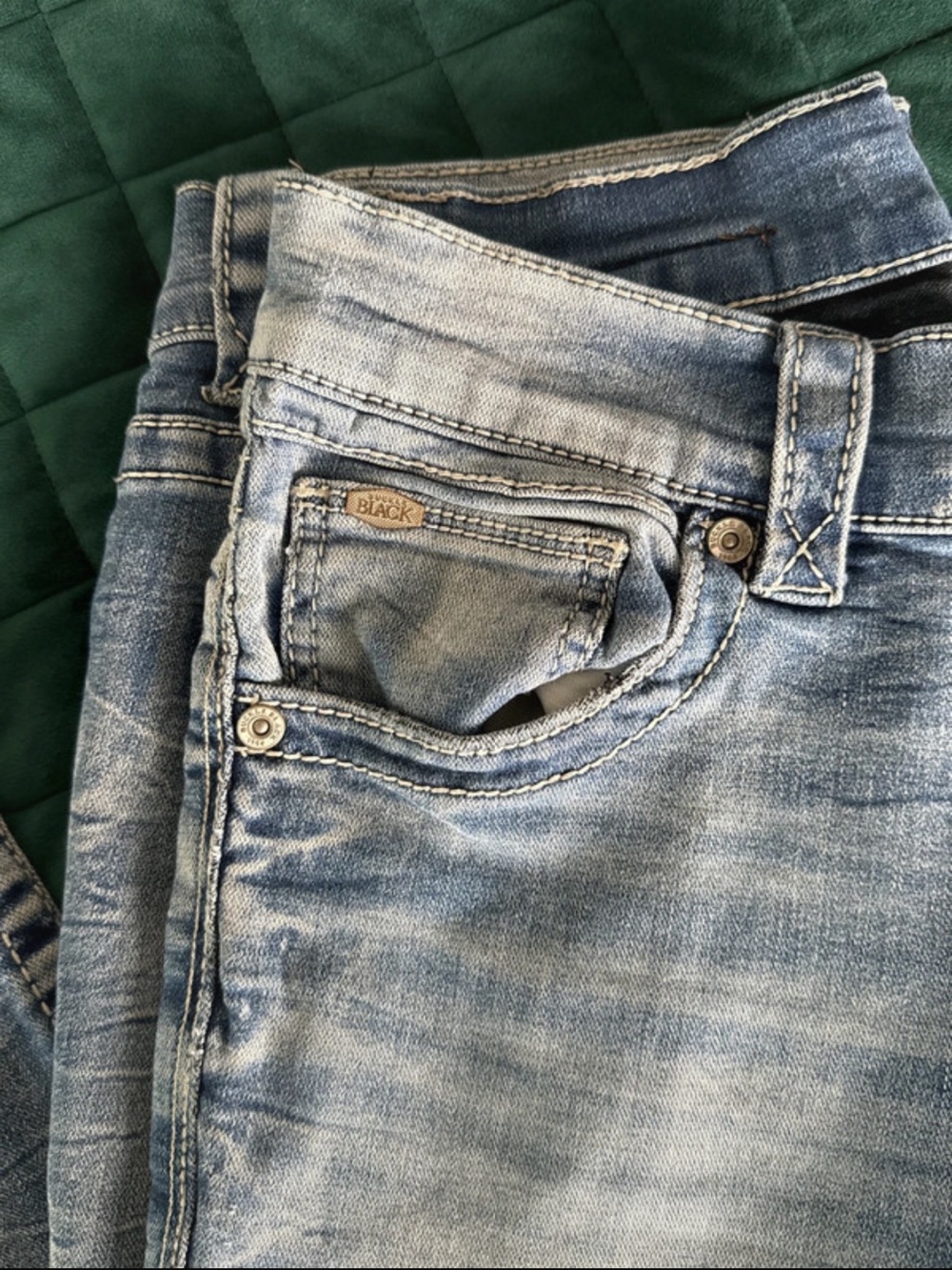 Buckle Black Men’s 33R Straight Leg Light Wash Jeans - Picture 6 of 9